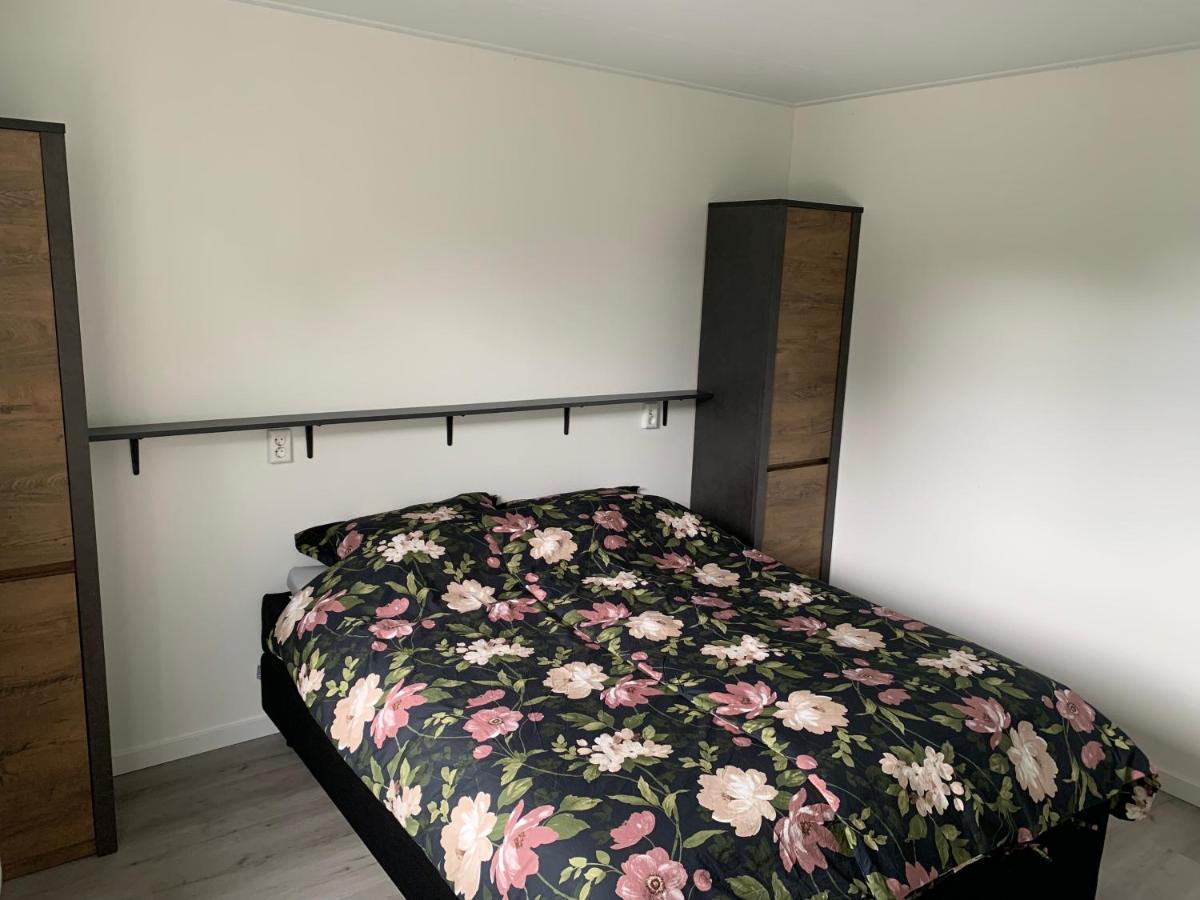 Chalet Moderna Putten Eksteriør billede