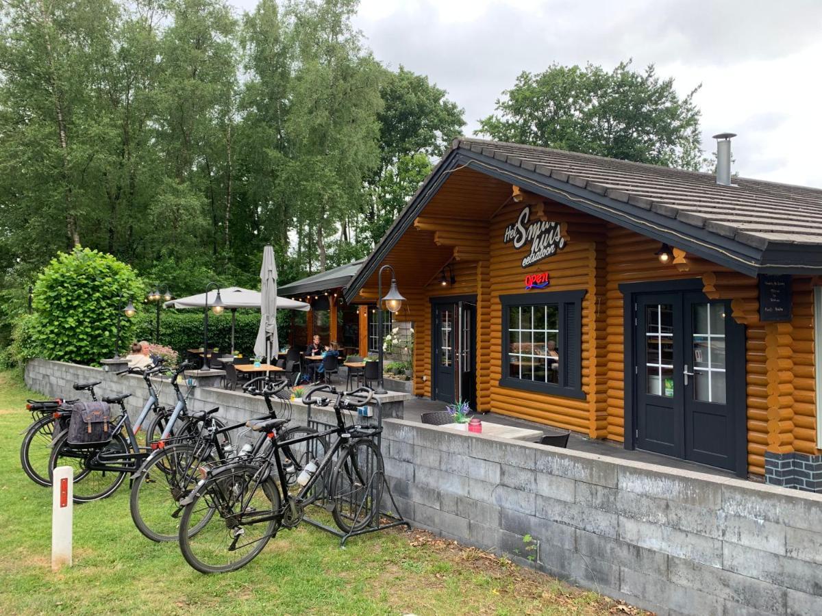 Chalet Moderna Putten Eksteriør billede