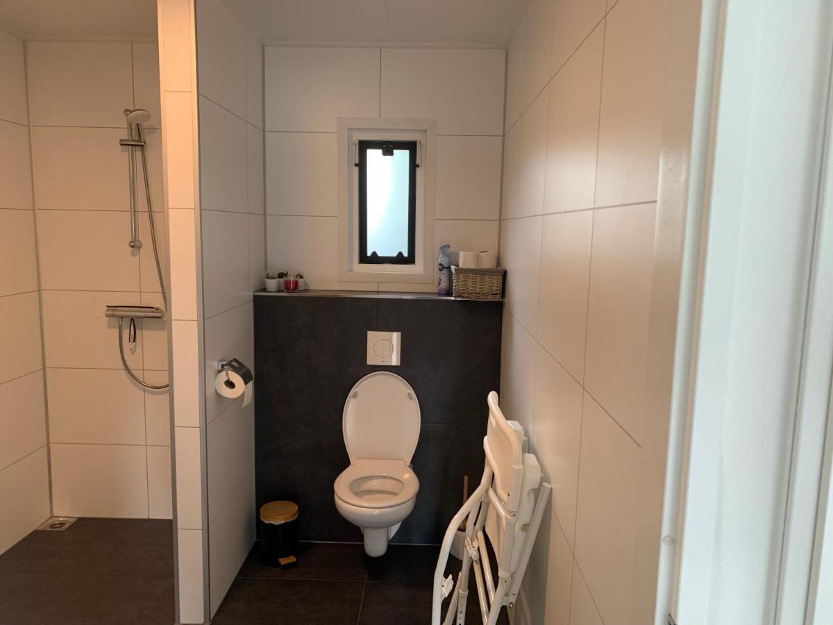 Chalet Moderna Putten Eksteriør billede